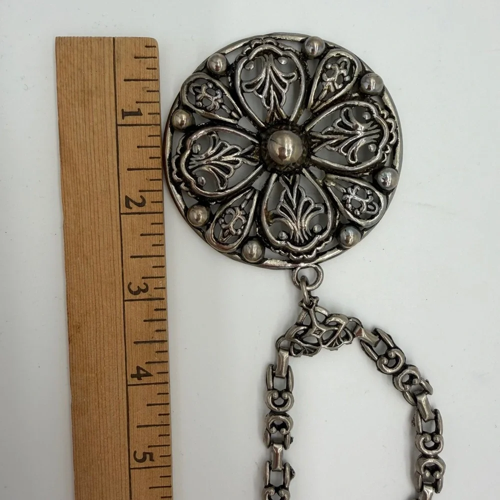 Vintage Silver Tone Ornate Medallion Pendant Necklace Gothic Filigree Chain